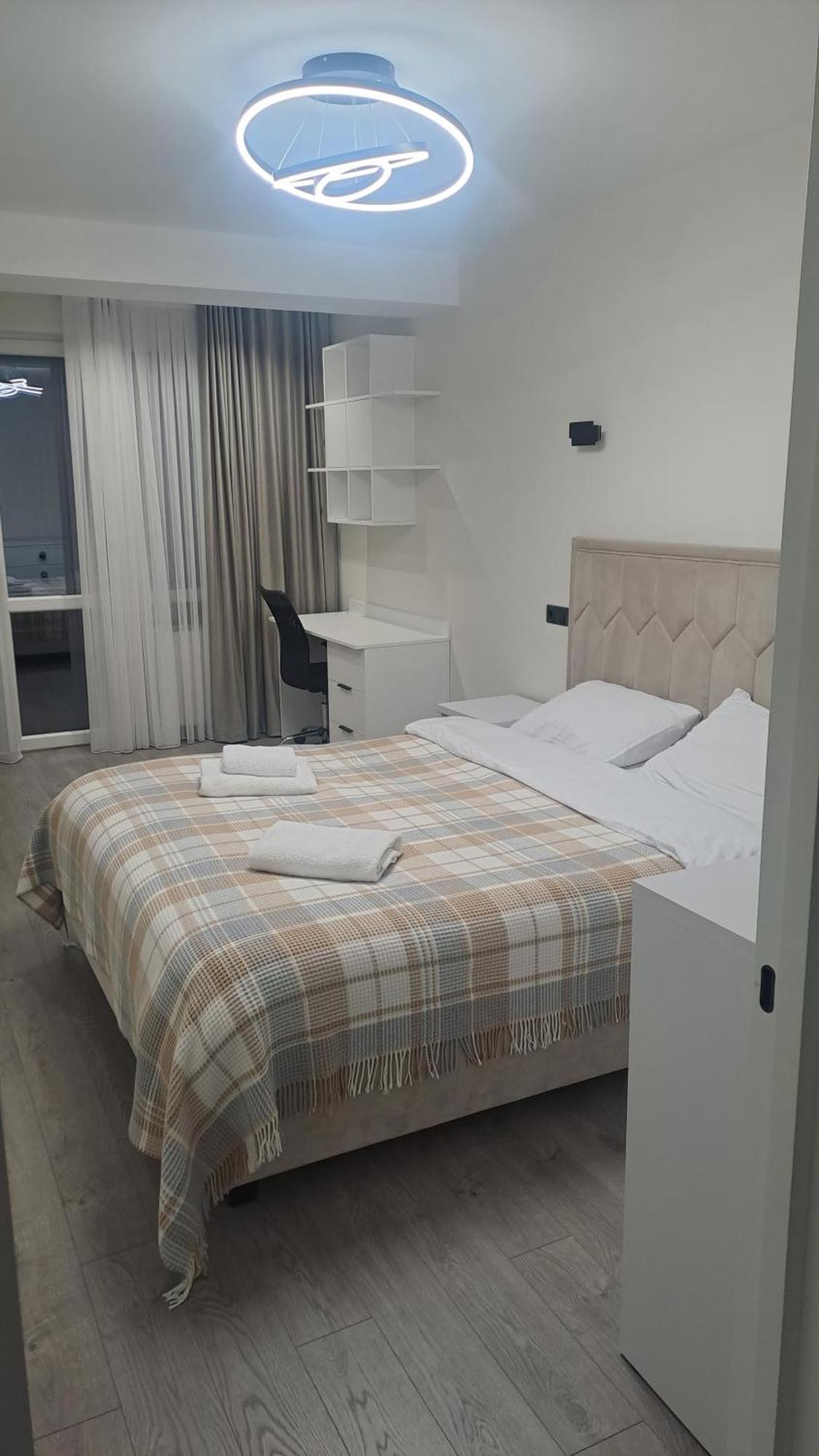 Аэропорт Апартаменты 24&24 Kischinau Exterior foto